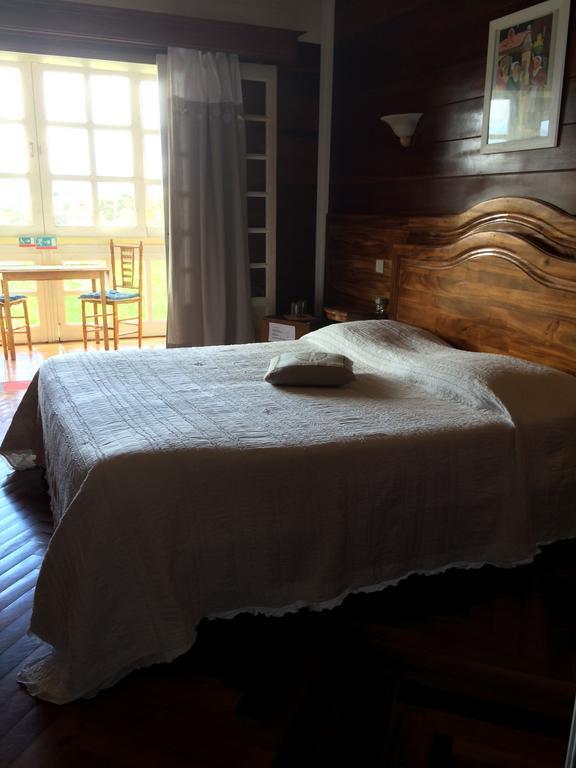 Le Bois Rouge Hotel Силаос Стая снимка