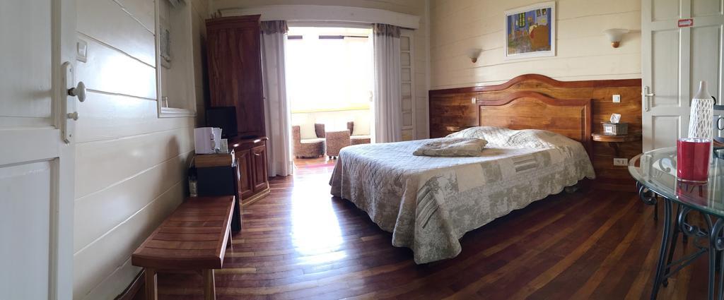 Le Bois Rouge Hotel Силаос Екстериор снимка
