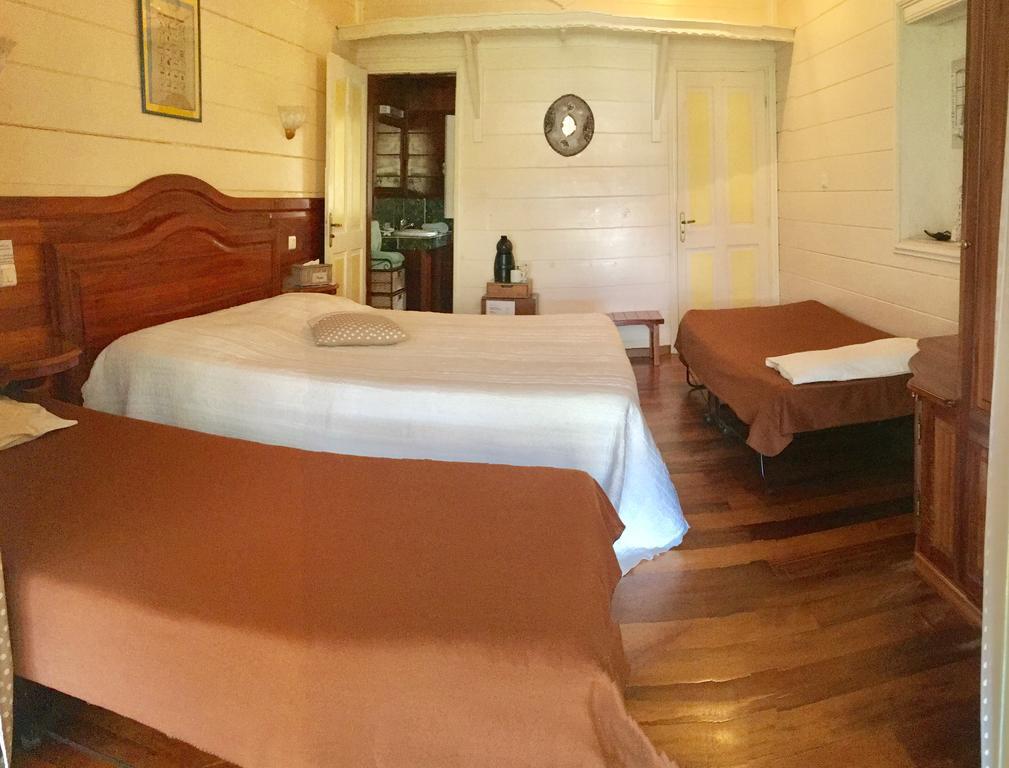 Le Bois Rouge Hotel Силаос Екстериор снимка
