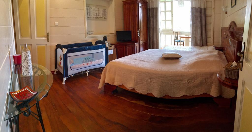 Le Bois Rouge Hotel Силаос Екстериор снимка