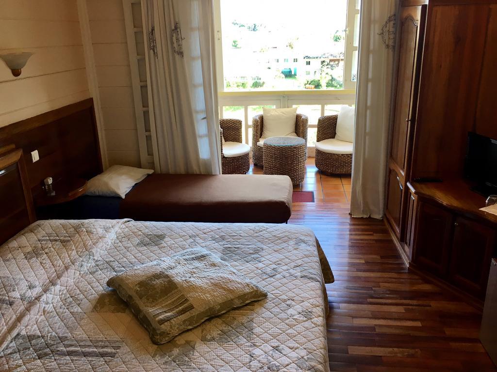 Le Bois Rouge Hotel Силаос Екстериор снимка