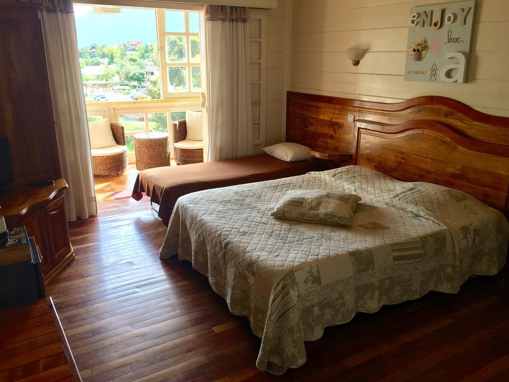 Le Bois Rouge Hotel Силаос Екстериор снимка